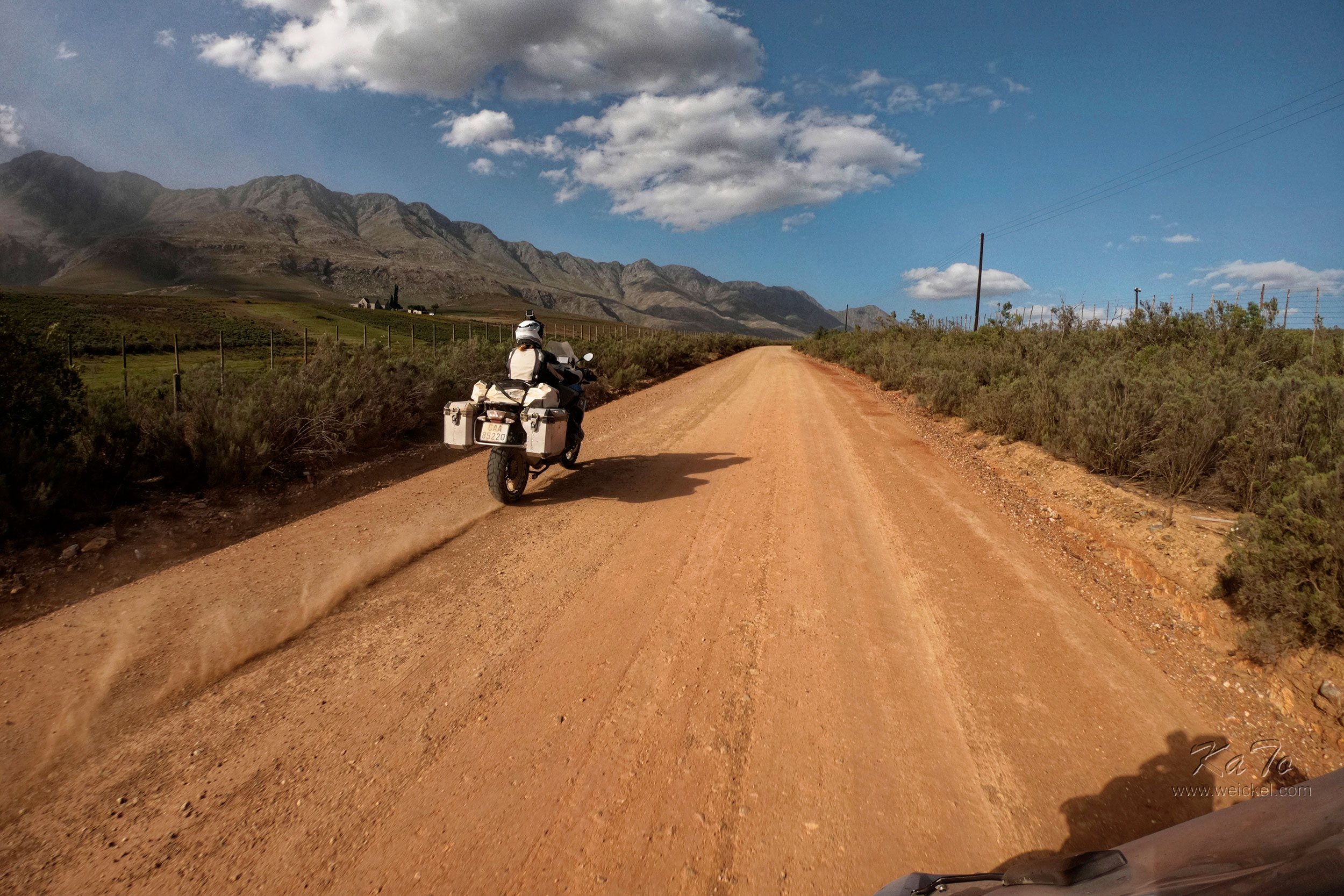 On the way to Swartberg Pass